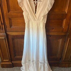 Elegant White Maxi Dress